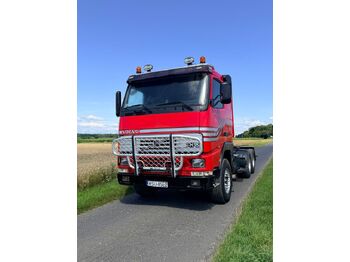 Грузовик-шасси VOLVO FH16