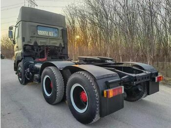Тягач HINO 700: фото 4 Тягач HINO 700: фото 4