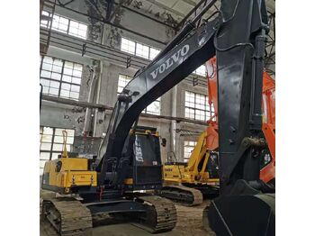 Гусеничный экскаватор VOLVO EC200