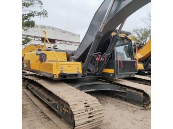 Гусеничный экскаватор VOLVO EC220D