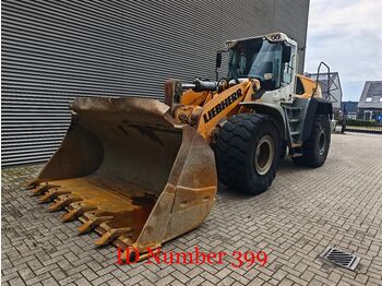 Колёсный погрузчик LIEBHERR L 576