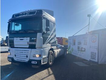 Тягач DAF XF 105 460