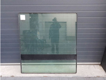 Кабина и интерьер AHLMANN