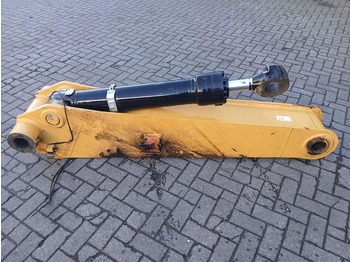 Стрела CATERPILLAR