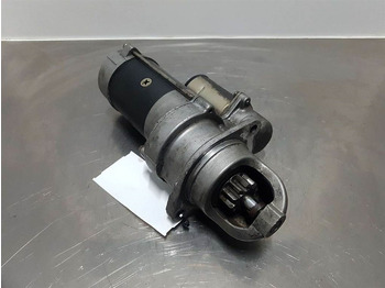 Двигатель PERKINS