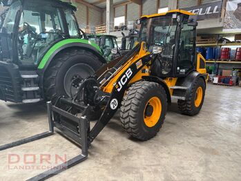 Колёсный погрузчик JCB 409