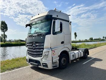 Тягач MERCEDES-BENZ Actros 1842