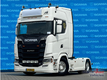 Тягач SCANIA S 520