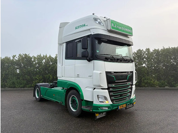 Тягач DAF XF 530