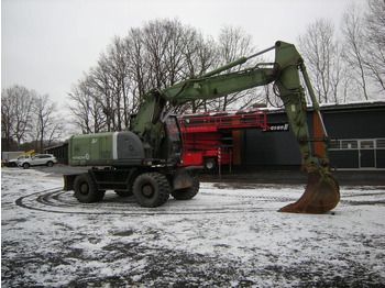 Колёсный экскаватор HITACHI ZX190W-3