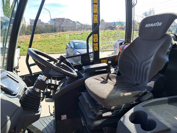 Колёсный погрузчик Komatsu WA100M-8: фото 4 Колёсный погрузчик Komatsu WA100M-8: фото 4