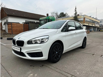 Седан BMW