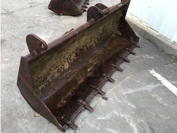 Ковш для погрузчика CASE