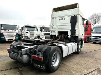 Тягач DAF 95.430 XF SPACECAB (EURO 2 / ZF16 MANUAL GEARBOX / ZF-INTARDER / AIRCONDITIONING): фото 4