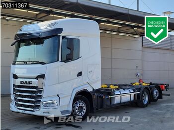 Грузовик-контейнеровоз/ Сменный кузов DAF XG 480