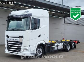 Грузовик-контейнеровоз/ Сменный кузов DAF XG 480