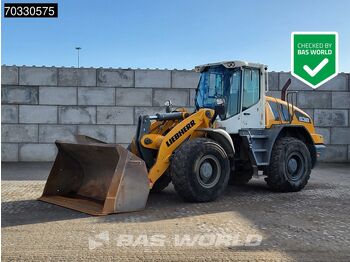 Колёсный погрузчик LIEBHERR L 538