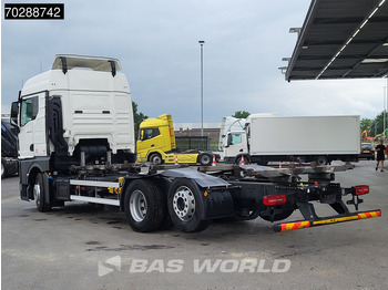 Грузовик-контейнеровоз/ Сменный кузов MAN TGX 26.470 6X2 Retarder BDF Standairco Lift-Axle Automatic LED Euro 6: фото 2