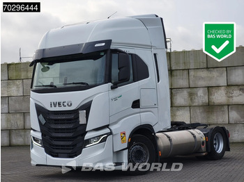 Тягач IVECO S-WAY