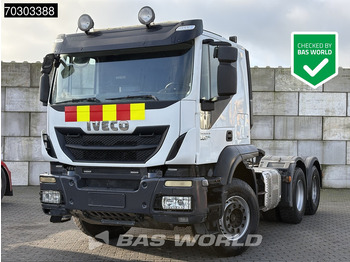 Тягач IVECO Trakker