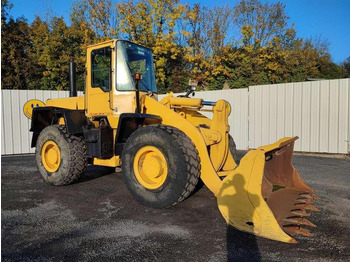 Колёсный погрузчик KOMATSU WA270
