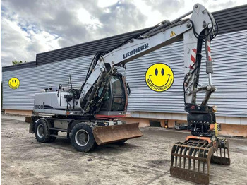 Колёсный экскаватор LIEBHERR A 900
