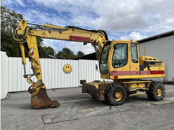 Колёсный экскаватор LIEBHERR A 900