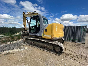 Гусеничный экскаватор New Holland E145: фото 3