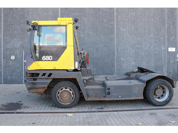 Терминальный тягач TERBERG