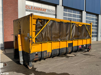 : фото в шапке страницы