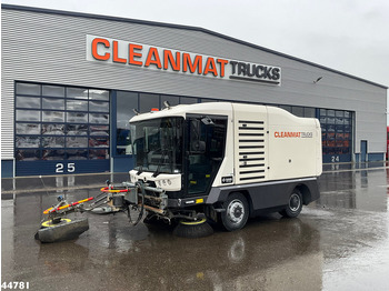 Подметально-уборочная машина RAVO