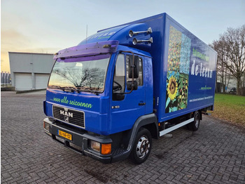 Грузовик с закрытым кузовом MAN