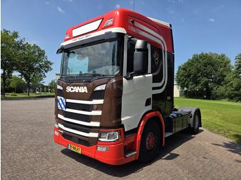 Тягач SCANIA R 450