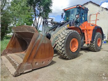 Колёсный погрузчик DOOSAN DL420