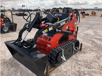 Гусеничный мини-погрузчик