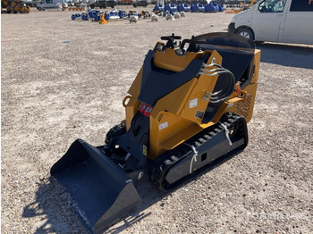 Гусеничный мини-погрузчик