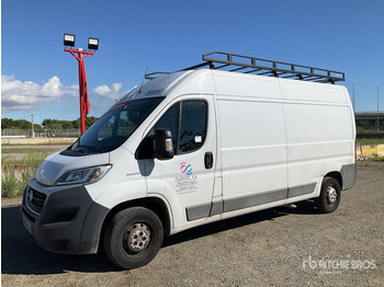 Лёгкий коммерческий автомобиль FIAT Ducato
