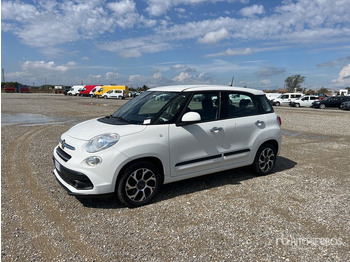 Легковой автомобиль FIAT