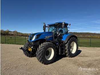 Трактор NEW HOLLAND T7