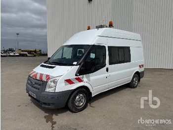 Грузовик с закрытым кузовом FORD Transit