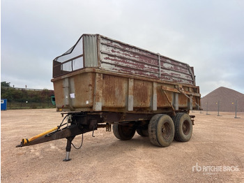 Сельскохозяйственный прицеп-самосвал