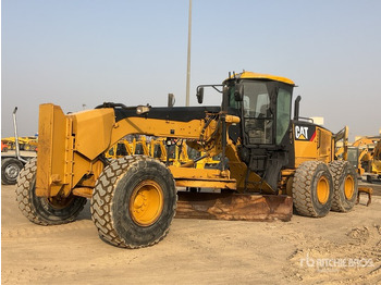 Грейдер CATERPILLAR 14