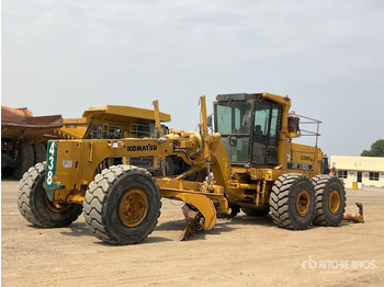 Грейдер KOMATSU