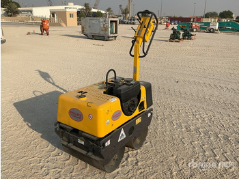 Каток тротуарный