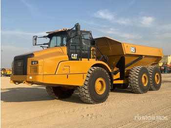 Сочленённый самосвал CATERPILLAR 745