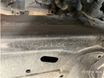 Внедорожник TOYOTA