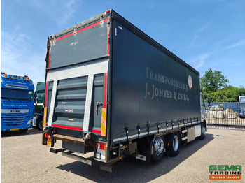 Тентованный грузовик DAF CF 400 FAN 6x2/4 SpaceCab Euro6A - Schuifzeilenbak 7.7m + Laadklep 2000kg - HH Vloer - AanhangerKoppeling: фото 4
