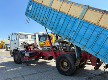 Самосвал Renault G230 4X2 Tipper Spring/Spring Manual Gearbox: фото 3