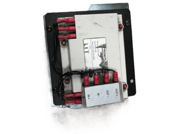 : фото в шапке страницы