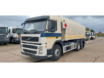 Грузовик-цистерна VOLVO FM